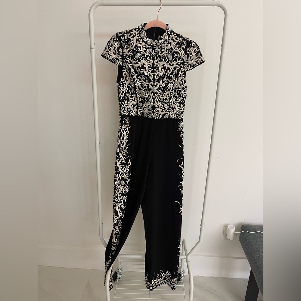 Alice + Olivia Black and White Patterned Jumpsuit